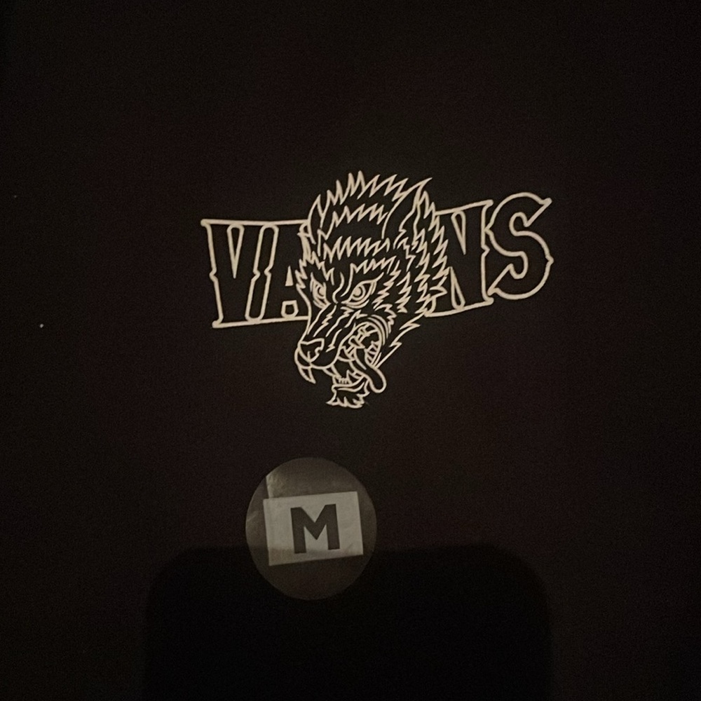Vans Black T-Shirt with Wolf Graphic - Picture 3 of 3